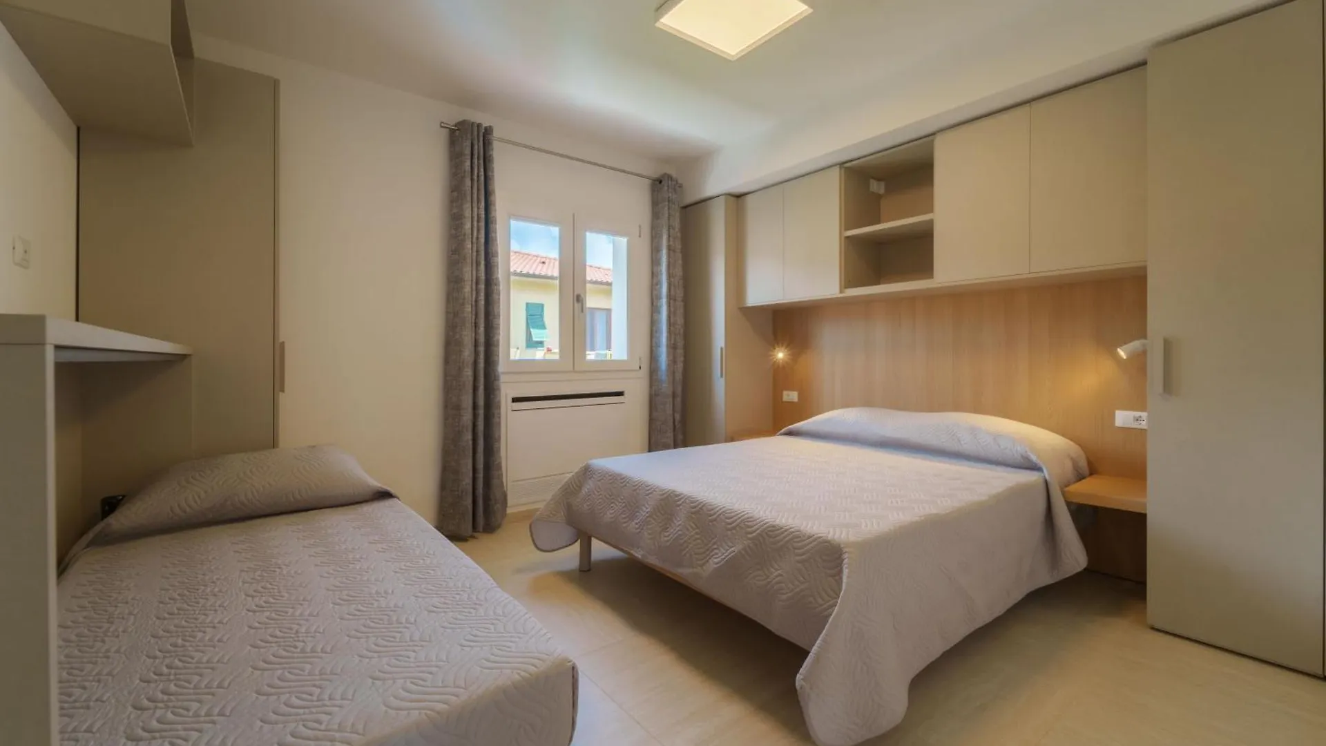 Mavi Apartments Porto Azzurro 0*,  Italy